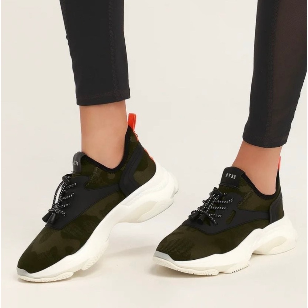 Steve madden green sneaker